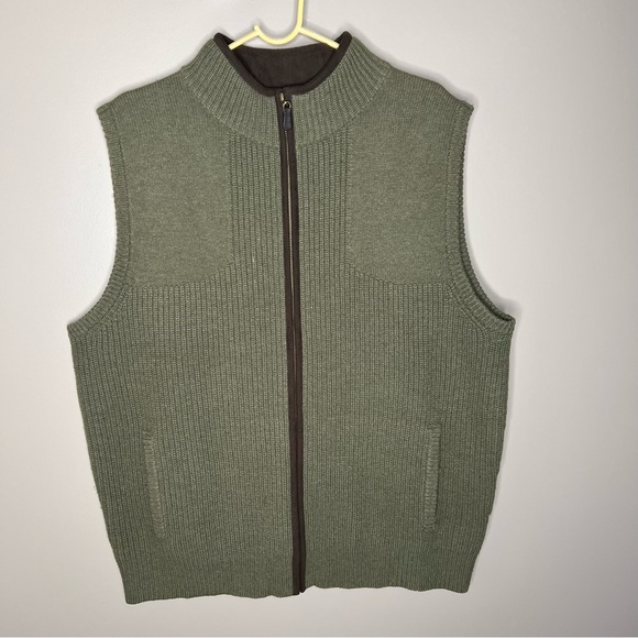 L.L. Bean Other - L.L. Bean Mens Waterfowl sweater vest size large Regular olive green